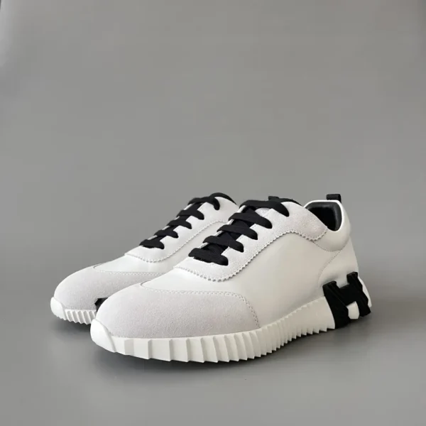 Hermes Bouncing Low cut round toe lace up casual shoes white