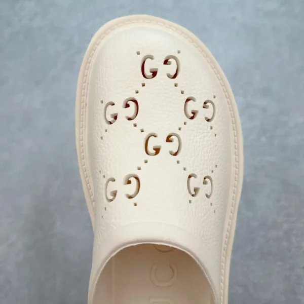 Gucci GG Slide - Image 4