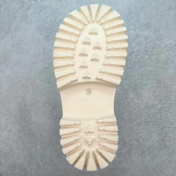 Gucci GG Slide - Image 9