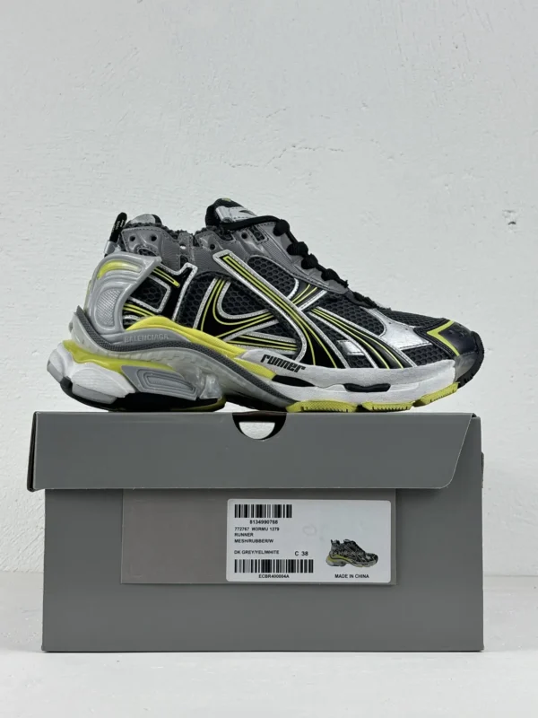 Balenciaga  Runner - Image 9