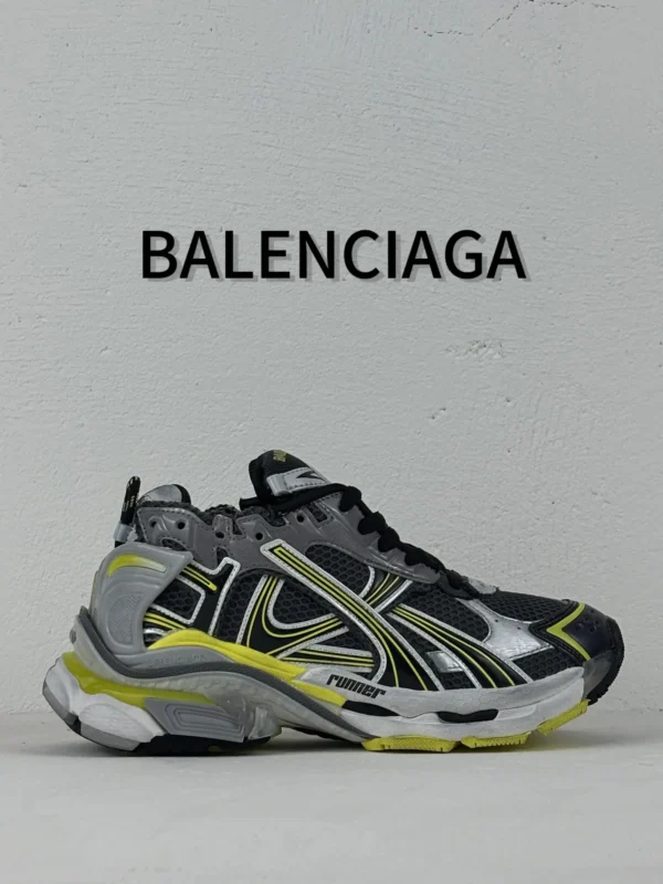 Balenciaga  Runner