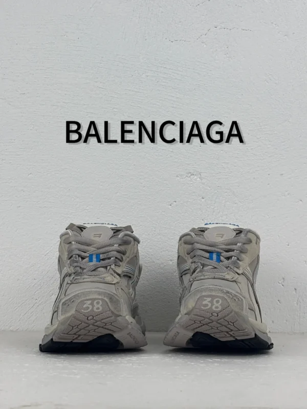 Balenciaga  Runner - Image 5