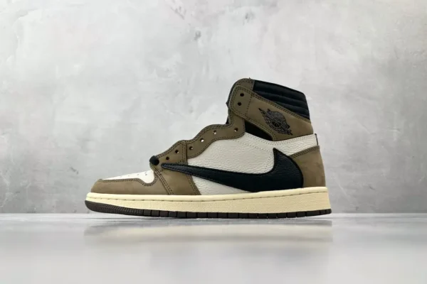 Travis Scott x Air Jordan 1 High OG