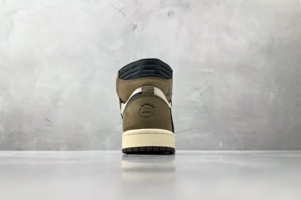 Travis Scott x Air Jordan 1 High OG - Image 9