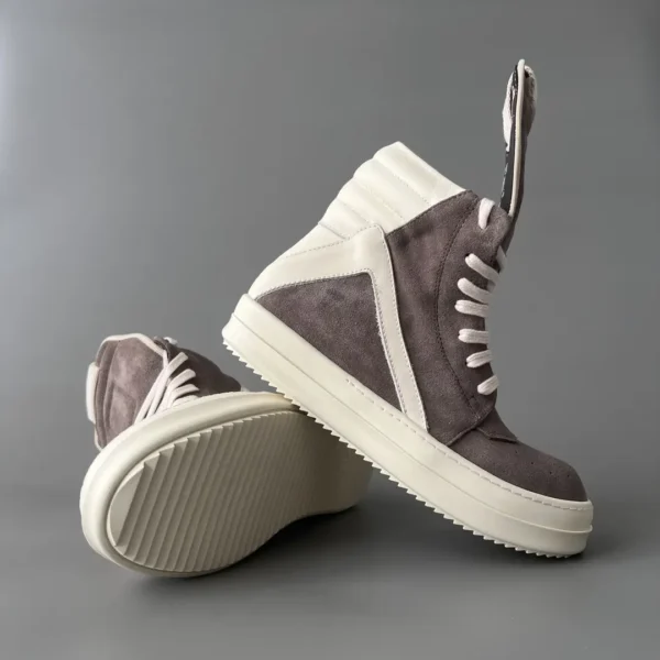 Rick Owens inverted triangle
 7   
Exclusive market opening - Image 7