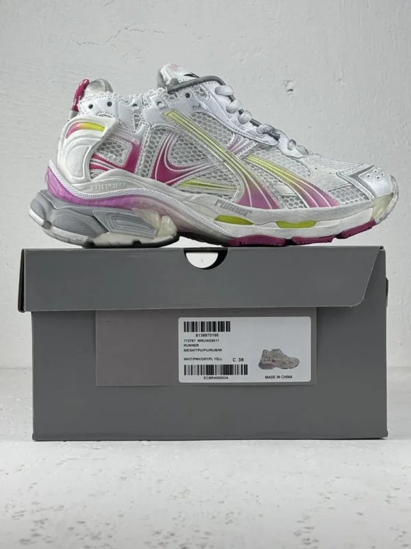 Balenciaga  Runner - Image 9