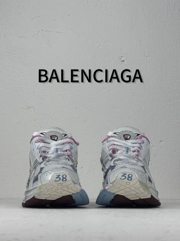 Balenciaga  Runner - Image 5