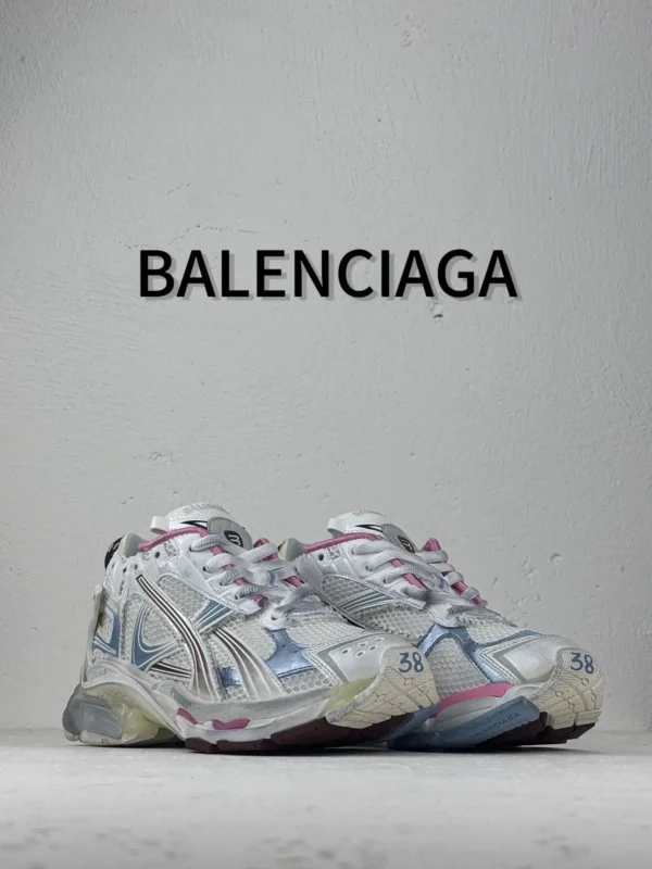 Balenciaga  Runner - Image 4