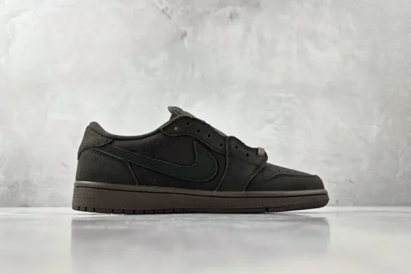 Travis Scott x Jordan Air Jordan 1 Low OG "Velvet Brown" - Image 2