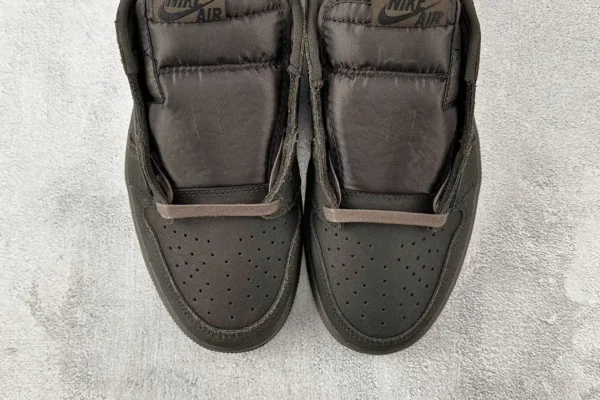 Travis Scott x Jordan Air Jordan 1 Low OG "Velvet Brown" - Image 7