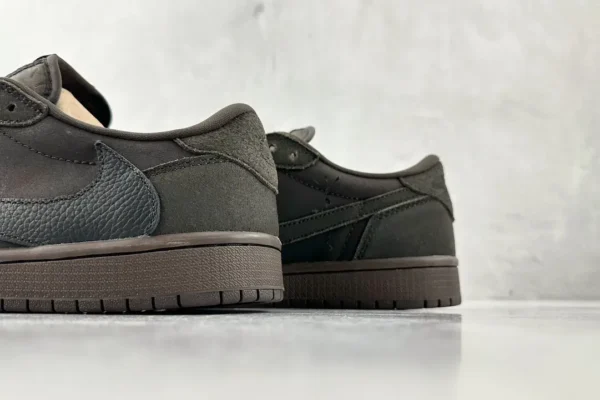 Travis Scott x Jordan Air Jordan 1 Low OG "Velvet Brown" - Image 8