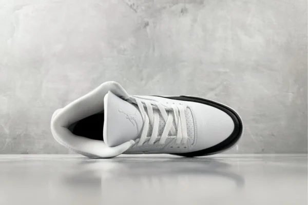Fragment Design x Jordan Air Jordan 3 retro spwhite "by Hiroshi Fujiwara in black&white - Image 3