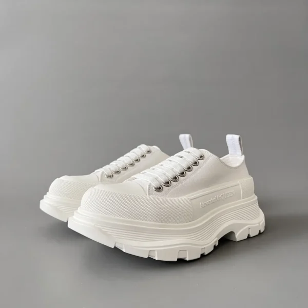 Alexander McQueen Tread