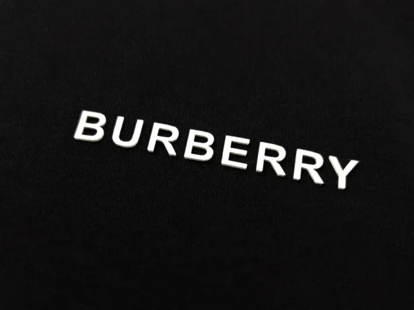 Burberry  T-shirt - Image 6