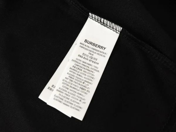 Burberry  T-shirt - Image 7