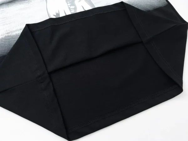 Burberry  T-shirt - Image 6