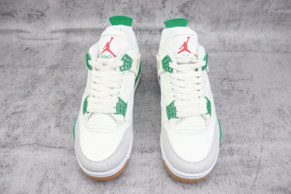 Air Jordan 4 Retro x SB - Image 5