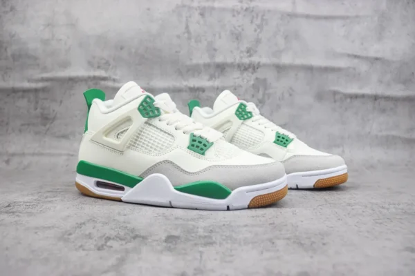 Air Jordan 4 Retro x SB - Image 2