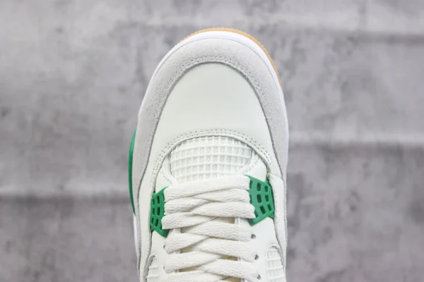Air Jordan 4 Retro x SB - Image 8