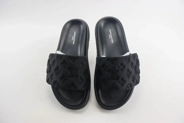 Louis Vuitton slipper - Image 2