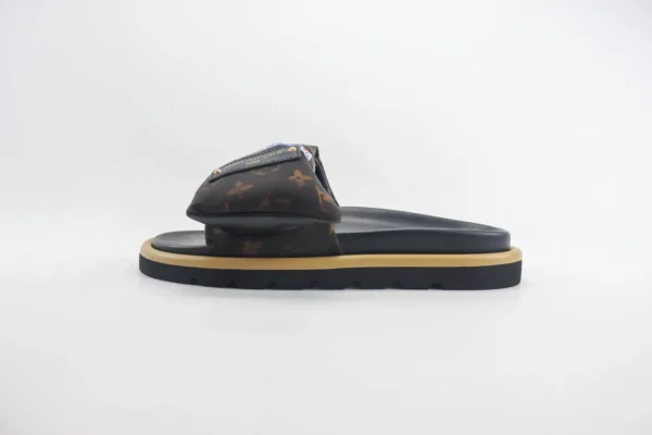 Louis Vuitton slipper
