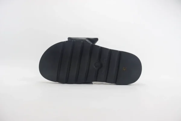 Louis Vuitton slipper - Image 3