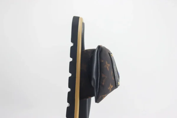 Louis Vuitton slipper - Image 5
