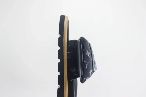 Louis Vuitton slipper - Image 5