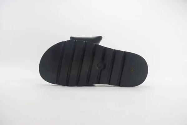 Louis Vuitton slipper - Image 3