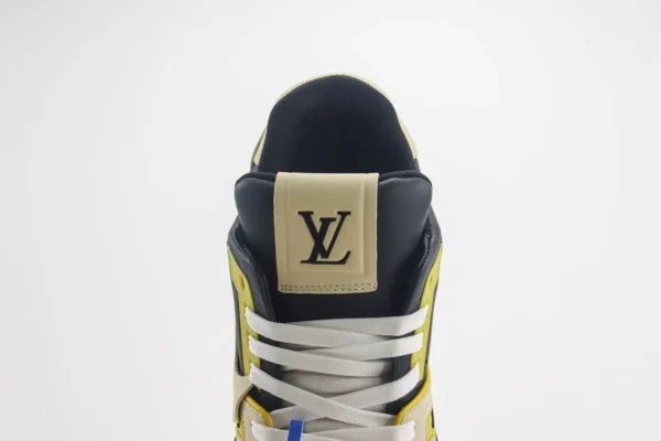 Louis vuitton Trainer - Image 9