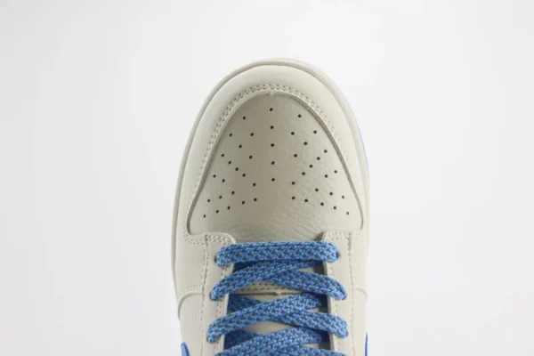 Nike SB Dunk Low - Image 8