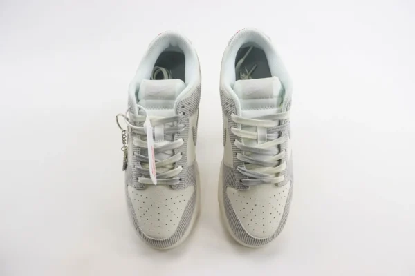 Nike SB Dunk Low - Image 5