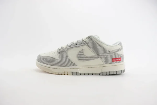 Nike SB Dunk Low