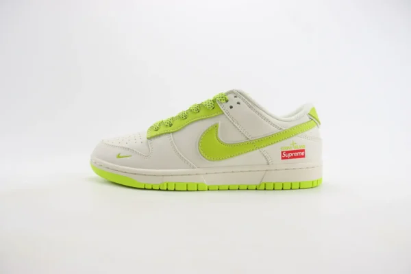 Nike SB Dunk Low