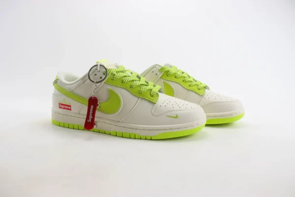 Nike SB Dunk Low - Image 2