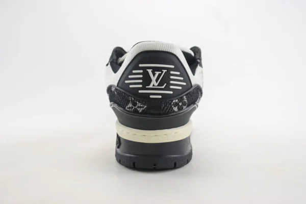 LV trainer Maxi - Image 6