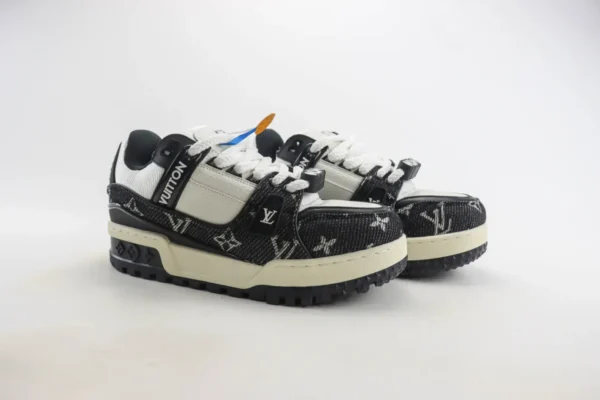 LV trainer Maxi - Image 2