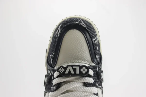 LV trainer Maxi - Image 8