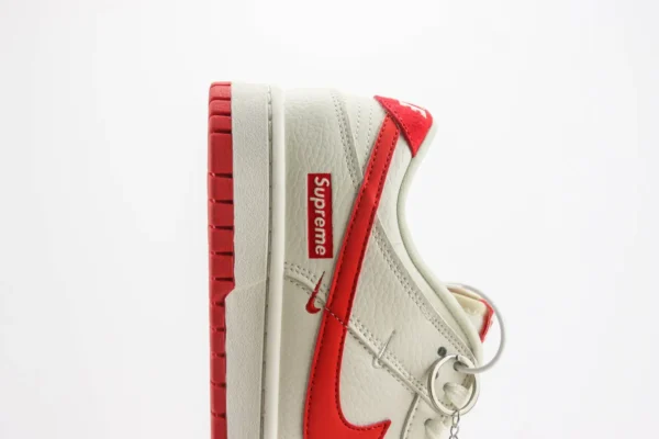 Nike SB Dunk Low - Image 7