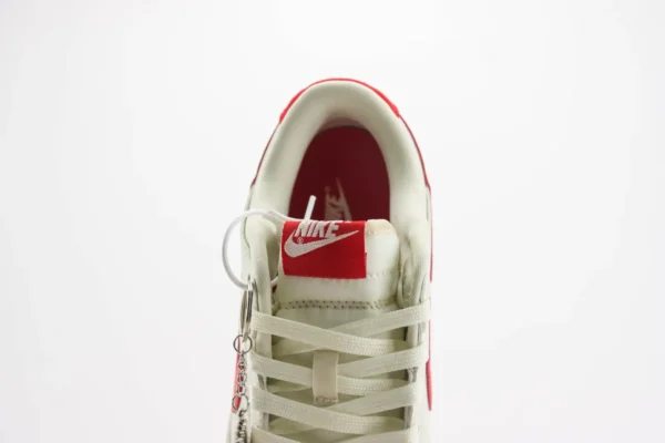 Nike SB Dunk Low - Image 9