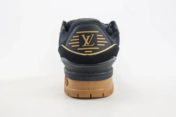 LV trainer Maxi - Image 6