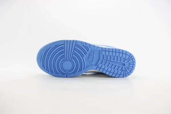 Nike SB Dunk Low - Image 4