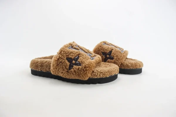 Louis Vuitton slipper - Image 2