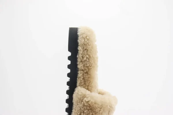 Louis Vuitton slipper - Image 7