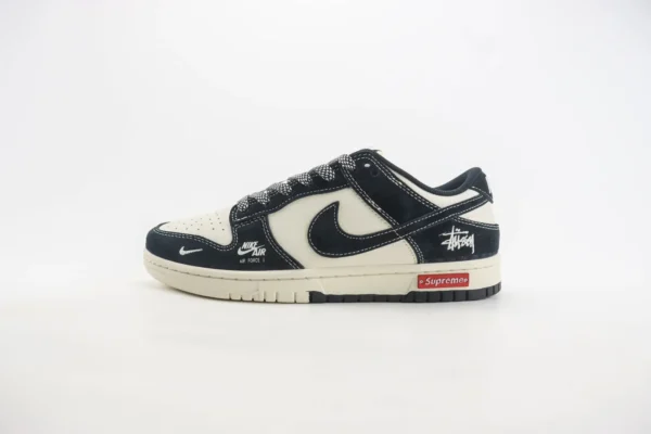 Nike SB Dunk Low