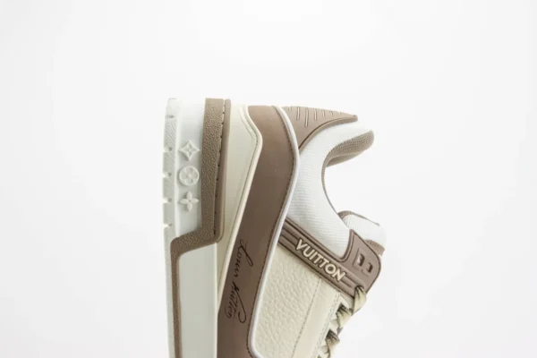 Louis Vuitton Trainer - Image 7