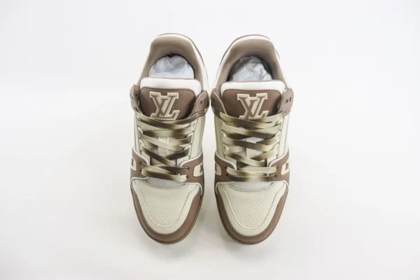 Louis Vuitton Trainer - Image 5