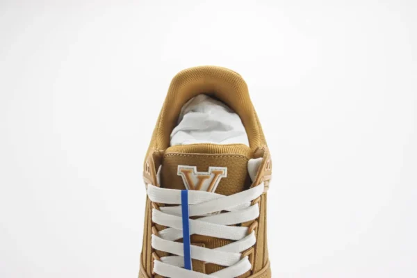 Louis Vuitton Trainer - Image 9
