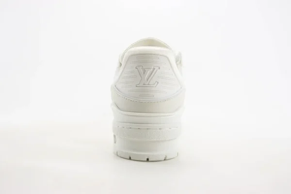 Louis Vuitton Trainer - Image 6
