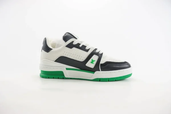 Louis Vuitton Trainer - Image 3